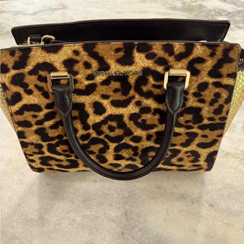 NWT Michael Kors Selma Satchel w/ Dust Bag